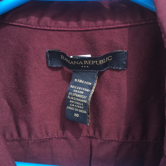 Banana Republic Deep Burgundy Button Down Shirt - Picture 3 of 4